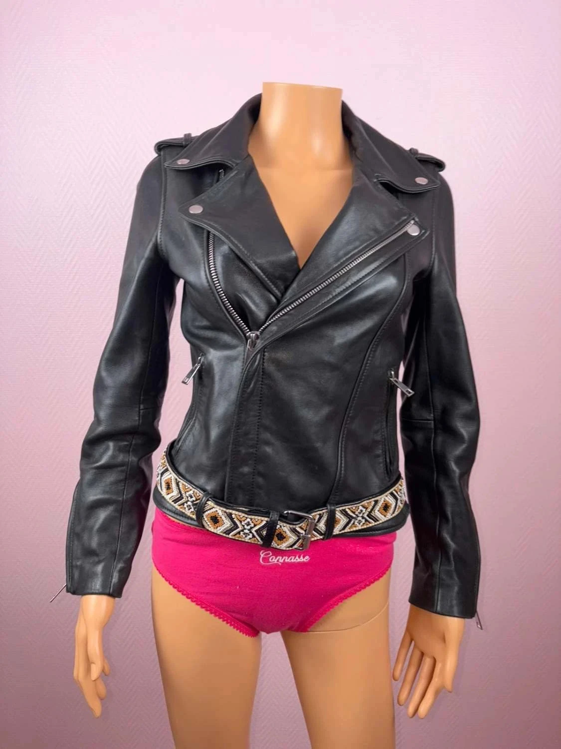 Veste en cuir Maje taille 36 jamais mis
